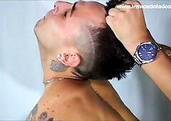 DANDO PARA O FOTOGRÁFO