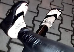 crossdresing - latex flip flops and hot leggings - public walk