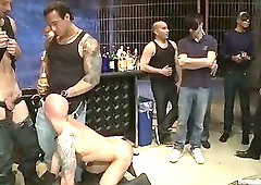 kinkmen - bound in public