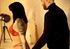 TEASER Saint Valentin une française se fait baiser comme une salope avec une belle faciale