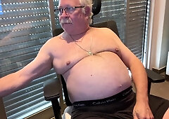 I Shave My Beard And Made A Video After 2 Months Off And Hot Shot. 1432 Of Fame