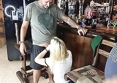 Homemade oral-job amateur blond sucking