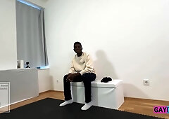 German Hunter Gets A 18yo Boy From The Park