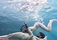 Underwater Suck and Screw! Getting Used in the Pool by Large Ramrod - Chloe Kreams, Steve Rickz
