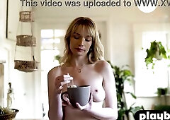 Sexy mother I'd like to fuck model showed her breathtaking body during the time that posing completely in nature's garb in the kitchen