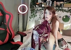 Sneak peek at two glamorous girls showing off