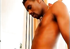 Roxanna has come to join her ally for her sport session but in the meantime this babe will be drilled by her ebony ally who is a real pervert! After s