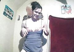 trying on some pants for u!