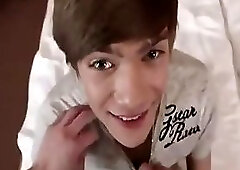 Beautiful Teen Bareback Sex Eatcum Paid