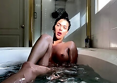 Brunette Solo Webcam Masturbation