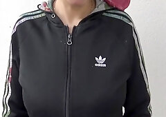 Turkish Girl In Germany Is So Horny !!! Sex With A Stranger During Her Lunch Break