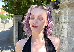 Stella, 24 years old, always at her own pace...