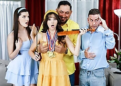 Fiona Frost and Serena Hill are enjoying foursome sex