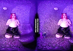 Strawberry Pastel BBW Pawg Model Gets Herself Off With A Huge Pink Dildo In Hot Sauna