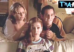 Sarah Michelle Gellar Hot Scene in Buffy The Vampire Slayer