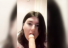 Trans Oswinn has Joy with Sex-Toy and then Gives Head