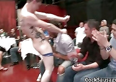 Lots of hot gay guys craving dick