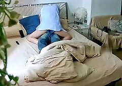 » 多彩公寓 美女的腿好白 毛多性欲強 小夥子也是個種馬 摸摸搞搞連續搞了幾炮 操了幾個小時 吃藥了吧1