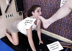 Kendra Heart deep throats her masters meat