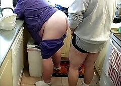 Tyler hooks up with the manager