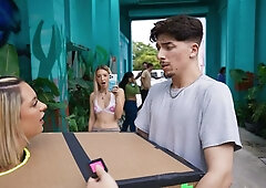Brazzers: Gypsy Ditches the Box for Public Fun