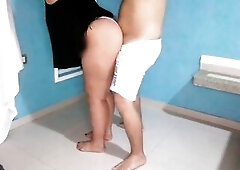 DOING EXERCISES WITH MY COACH IN SWAP FOR A SCREW, WHAT A RICH PENIS