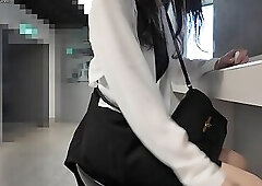 HA46Insert prostate vibrator, pass by people in a crowded building, and almost be discovered