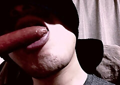 Toothless chinese dude, fellate meatstick.