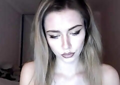 AMATEUR BRUNETTE TEEN NATURAL TIT CAUGHT MASTURBATINg CHEAT