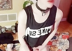 yo slaveboy cums on his legs