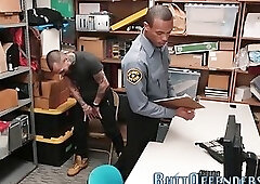 Shoplifter rims mall cop