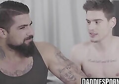 Muscular hunk hammers stepson bare after being sucked off