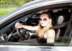 WANKING DURING THE TIME THAT DRIVING?! PERVERT HITCHHIKER BRAVELY CUMS IN THE CAR!