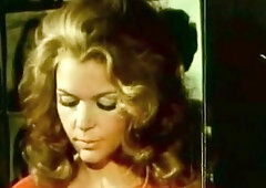 Close up with blonde hottie blowing a large dick