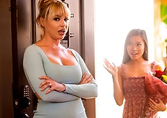 Awesome angels Dana DeArmond and Vina Sky enjoy lesbian games