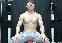 Gym Bud Jerk Off 22