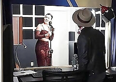 With Some Extra Lockdown Pounds- Daisy Gets Nailed By Big Cock Daddy Bear