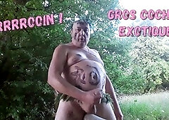 Giant, jokey, cum pigs