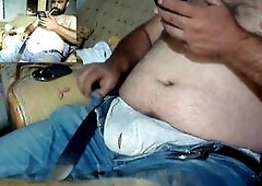 Unshaved horny bear Cenkay finishes strong at the end of the show