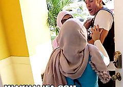 MIA KHALIFA - This Is What Happens When You Bring A white demon To Your palace