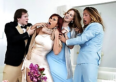 Kell Fire and Annie King are enjoying intensive foursome penetration