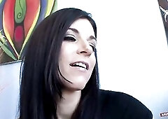 An elegant mother i'd like to fuck with merry melons and round bottom loves to eat massive jocks