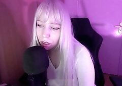 Jealous and obsessed girlfriend gives the best ASMR by Kittiexbun