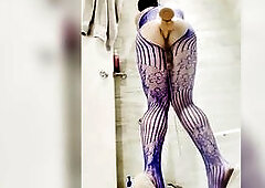 Hot Sissy Nikki Screwing Her Juicy Butt Cunt On Glass In Blue Underware And Stilettos