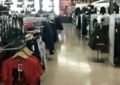 Choix De Underware Dans Une Cabine D'essayage