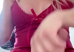 Julie gozando gostoso 7