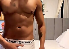 The hot Bentto gave me milk in my little ass