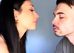 Smoking Kissess