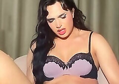 Tesão de ninfeta pauzuda