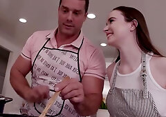 Cooking And Anal Make A Girl Perfect - Hardcore